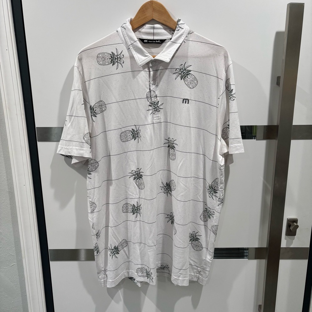 Travis Mathew Polo Shirt Adult XL White Pineapple Golf Rugby Preppy Mens